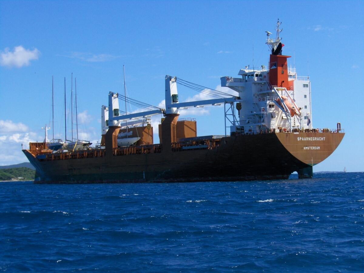 The threat of ballast water - upload.wikimedia.org