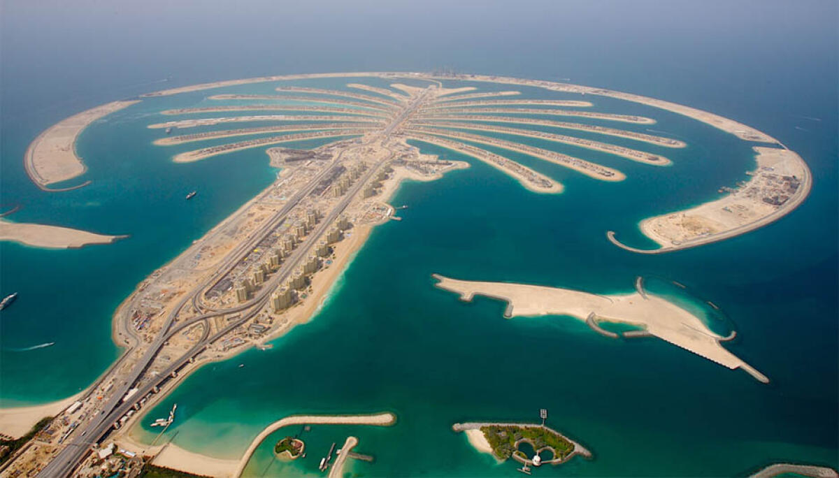 The artificial palms of Dubai - eikongraphia.com