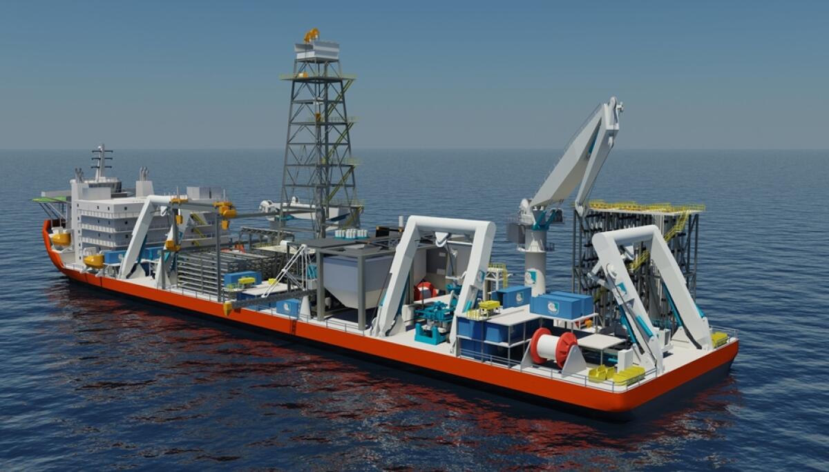 Dubai, the first ship mining gold - 