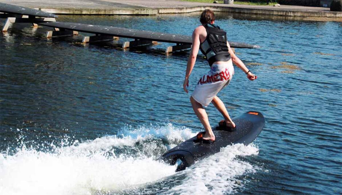 Radinn: il primo wakeboard elettrico - huffingtonpost.fr