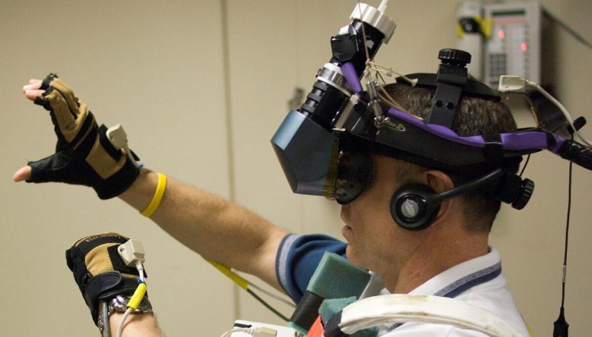 Realtà virtuale: il "teletrasporto" del cervello - PH: bioneuroblog.wordpress.com
