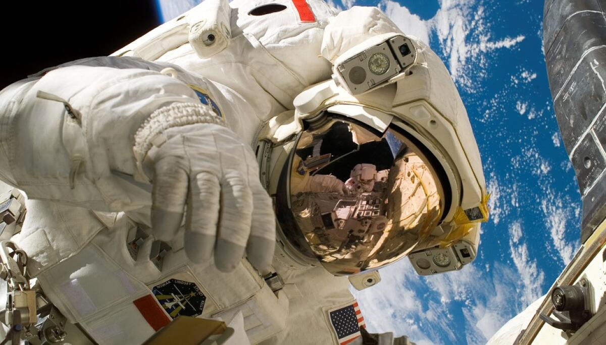 Dallo spazio alla tasca - PH: ©NASA