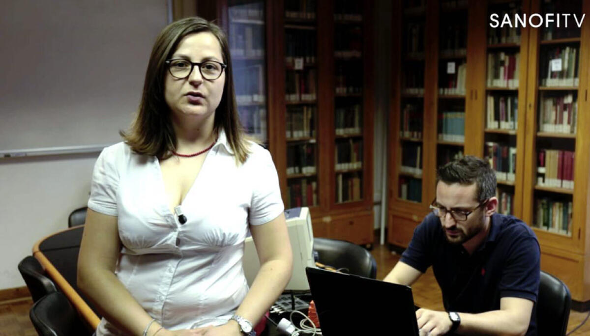 Parkinson, minisensori alle caviglie dei pazienti. L'idea di Alessandra e Eduardo - ©SanofiTV
