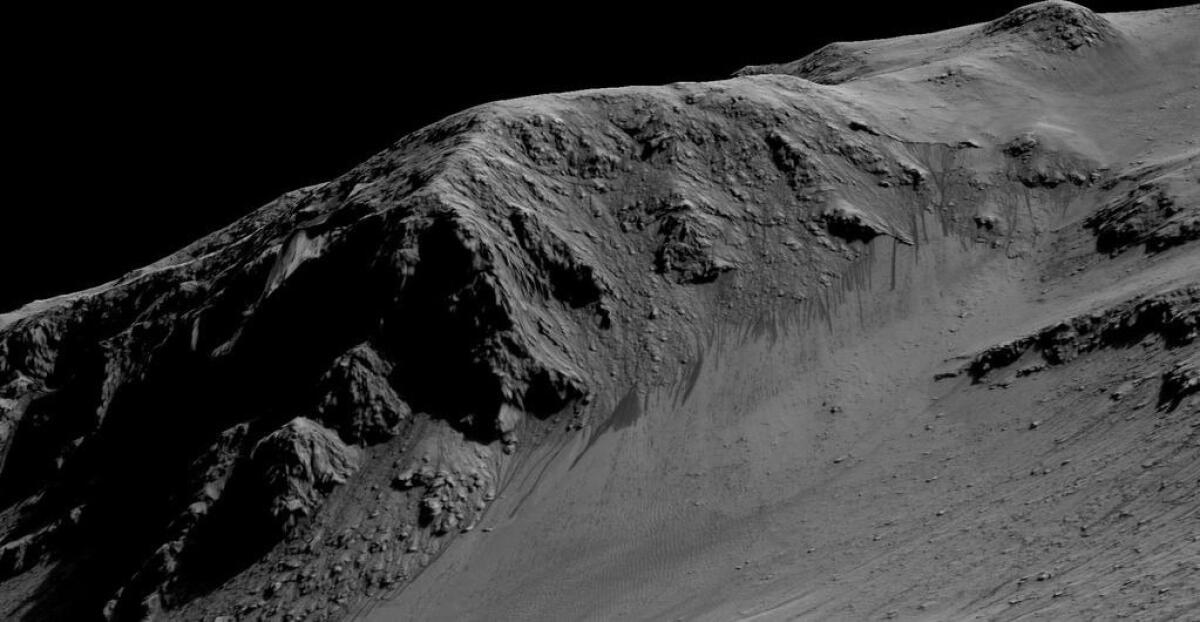 Su Marte c'è acqua salata allo stato liquido - Nasa