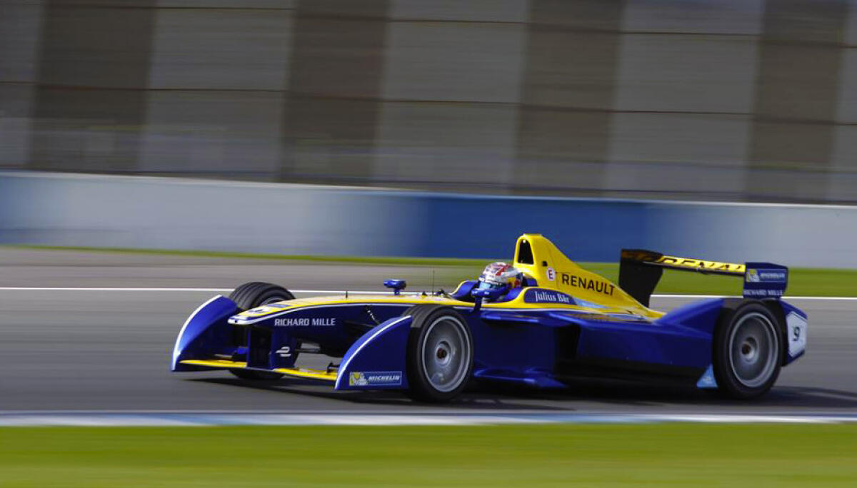 Formula E: high speed, low emissions - ©fiaformulae.com