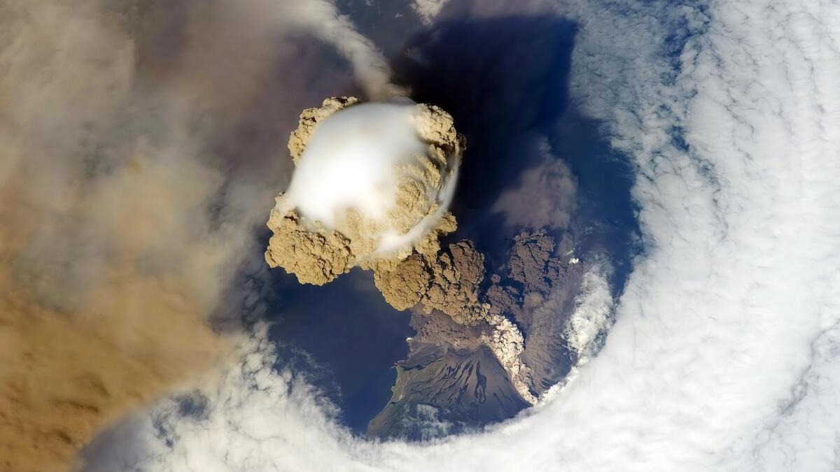 Exploring the Earth Under the Sea: perforare l'Oceano Indiano per studiare la crosta terrestre - L'eruzione del vulcano Sarychev, delle isole Curili, a nord-est del Giappone