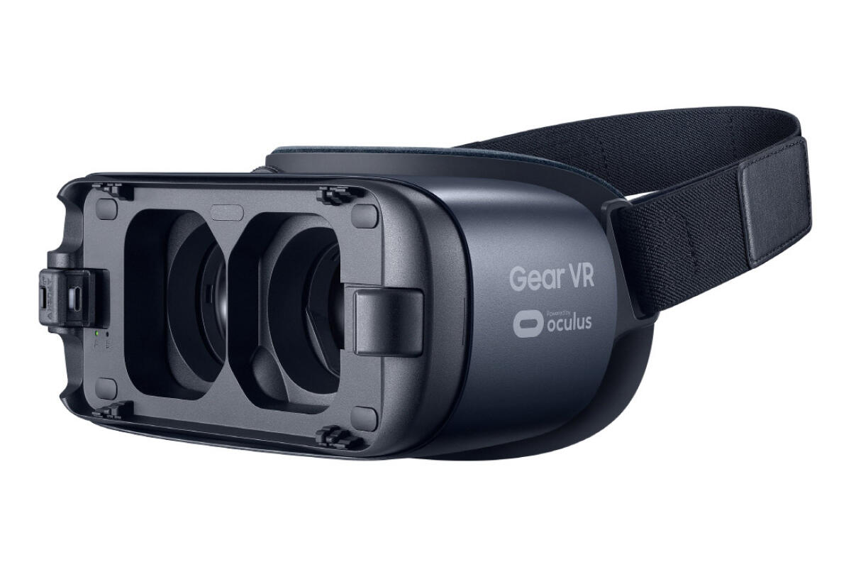 Realtà Virtuale: una fuga da quella reale? - Samsung Gear VR  è che permette di vedere video registrati con una telecamera con visione a 360°. Credits: www.roadtovr.com