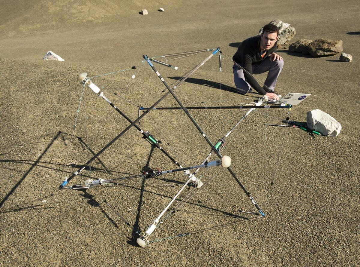 Super Ball Bot, il robot elastico della NASA - Super Ball Bot