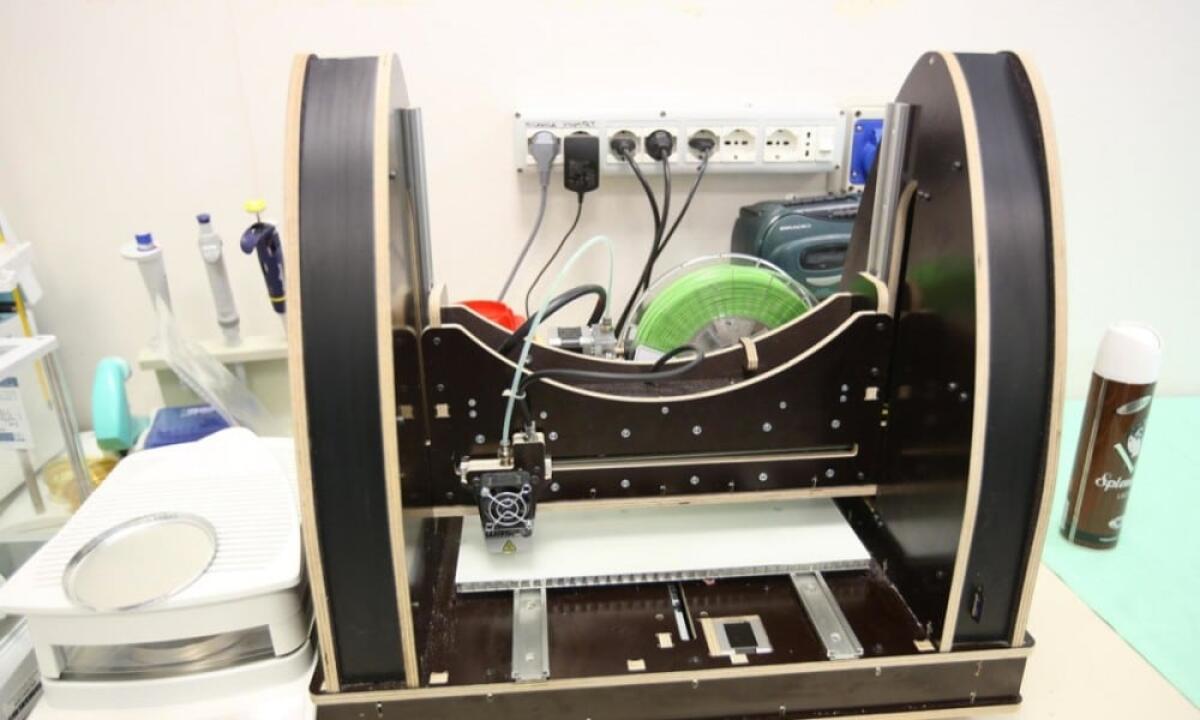 Protesi 3D in materiale biologico all'Istituto Ortopedico Rizzoli di Bologna - Stampante 3D Bologna