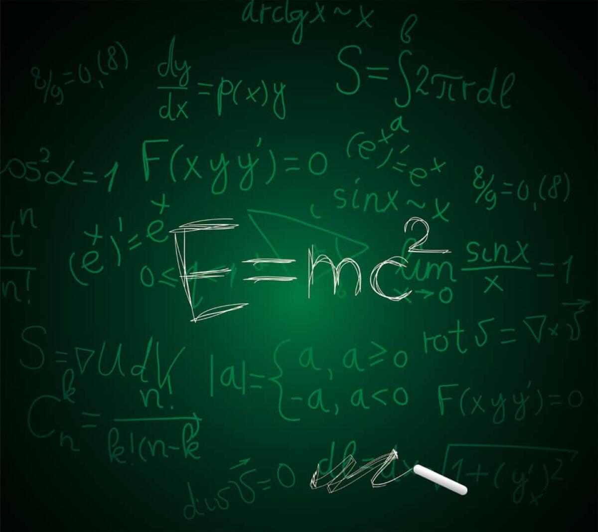 Le 17 equazioni che hanno cambiato la nostra vita - E=mc2, credits: http://m-static.flikie.com/