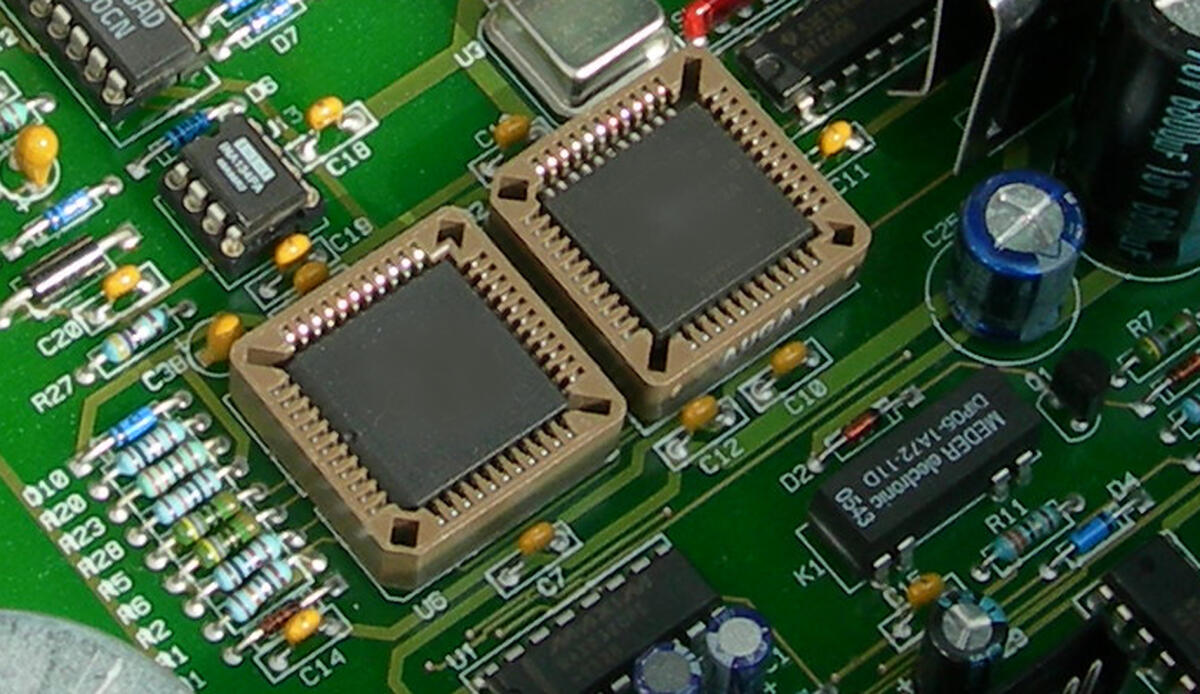 Evoluzione del microprocessore - dall’Intel 4004 al Multicore Computing - I microprocessori e la loro evoluzione, da circa 50 anni fa. Credits: ultrasuoni-moroni.it
