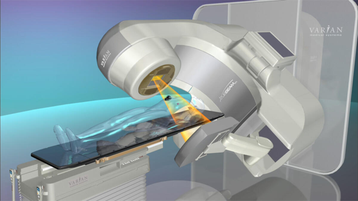 TrueBeam: acceleratore per la terapia oncologica - Rivoluzionario acceleratore lineare, che permette di erogare dosi molto elevate e mirate in pochi secondi, distruggendo completamente le cellule tumorali. Una nuova possibilità di cura per i pazienti con metastasi addominali, tumori inoperabili del f