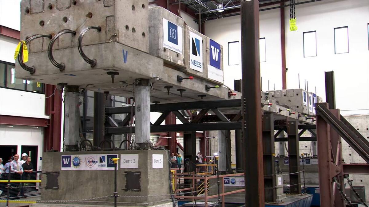Il ponte che rimane utilizzabile durante i terremoti - 