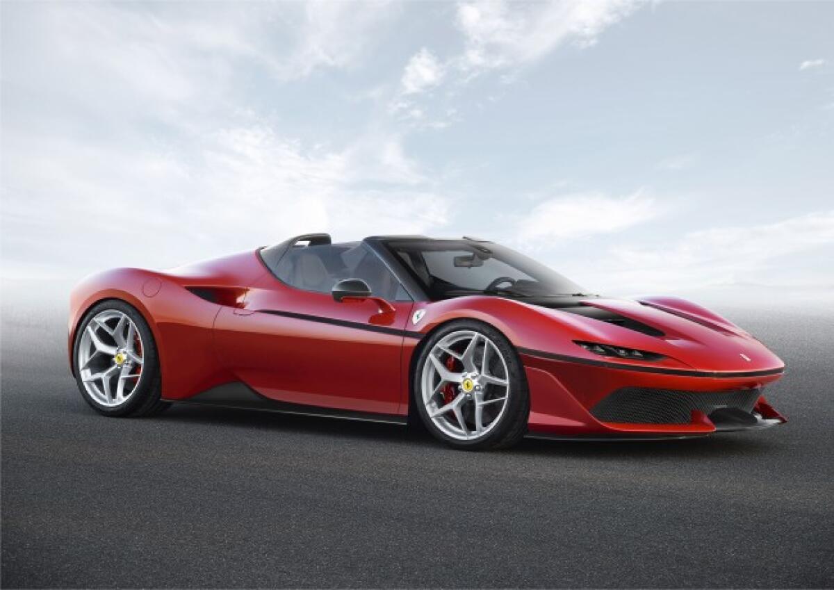 Ferrari J50: tra commemorazione ed esclusività - roadandtrack.com