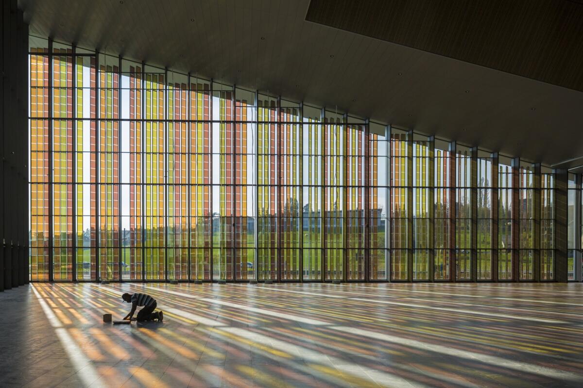 Coloured Photovoltaic Tech: the Grätzel's Cells - archdaily.com