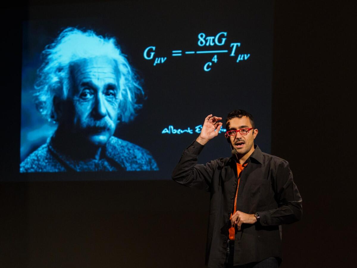 Il "Mese delle onde gravitazionali" a Perugia - “Cacciatori di Onde”. Cinema Nuovo, Pisa. Credits: Marco Giugliarelli