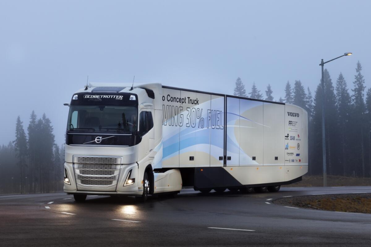 Volvo Concept Truck, prototipo ibrido per i trasporti a lungo raggio - images.volvotrucks.com