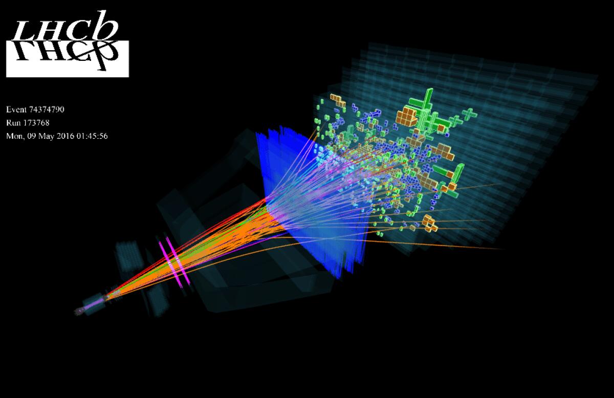 CERN, ricercatori pugliesi scoprono 5 nuove particelle - CERN scoperte 5 nuove particelle. Credits: CERN/LHCB