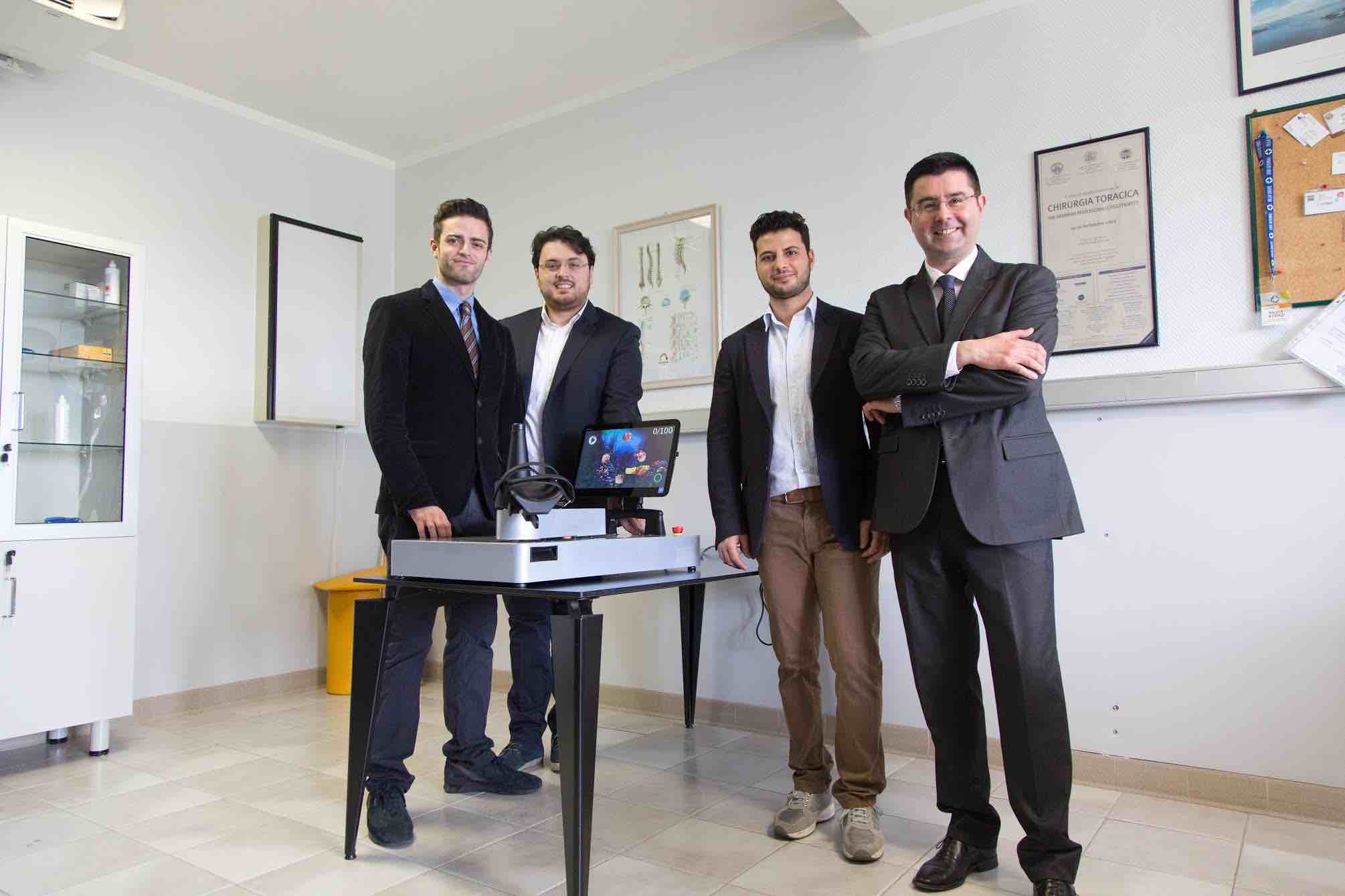 Parte del team che compone ICan robotics(da sinistra a destra): Ing. Angelo Sudano, Ing. Ezio Rifino, Ing. Mario Donnici, Prof. Dino Accoto. Foto:Ican Robotics