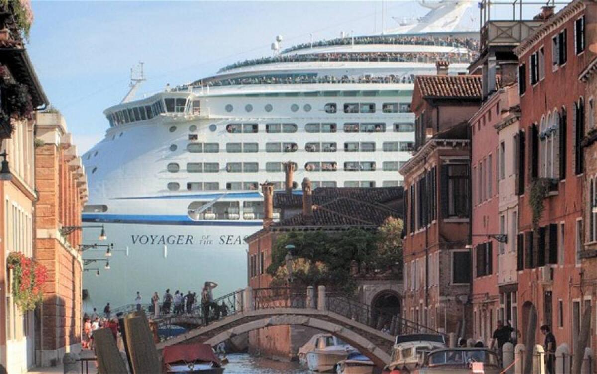 Le Grandi navi nella laguna di Venezia - PH.Il giornale dell'arte