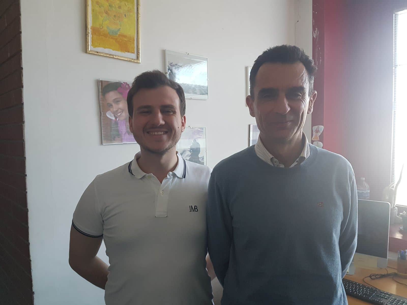 A sinistra Gianmarco Valletta, Caporedattore Aerospace.cue e redattore Science.cue, a destra Salvatore Capozziello, professore di Astronomia e Astrofisica presso l'Università degli studi di Napoli "Federico II". Credits: closeupengineering.it