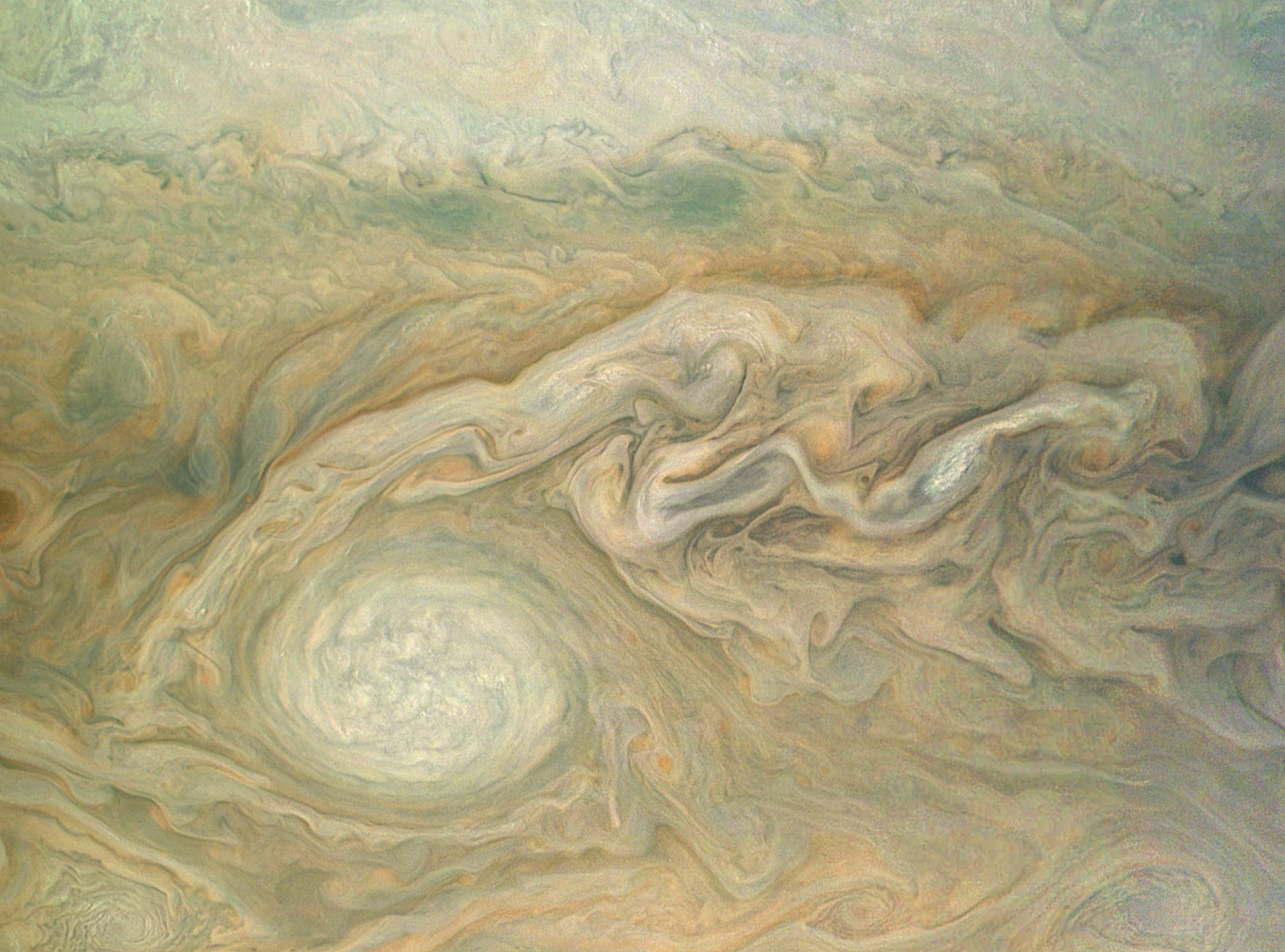 Ovale BA, credits: NASA/JPL/Juno