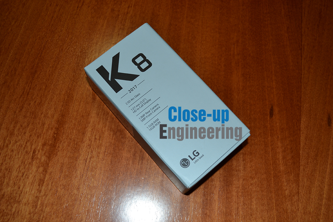 Confezione LG K8 2017. Scattata da Close-up Engineering.