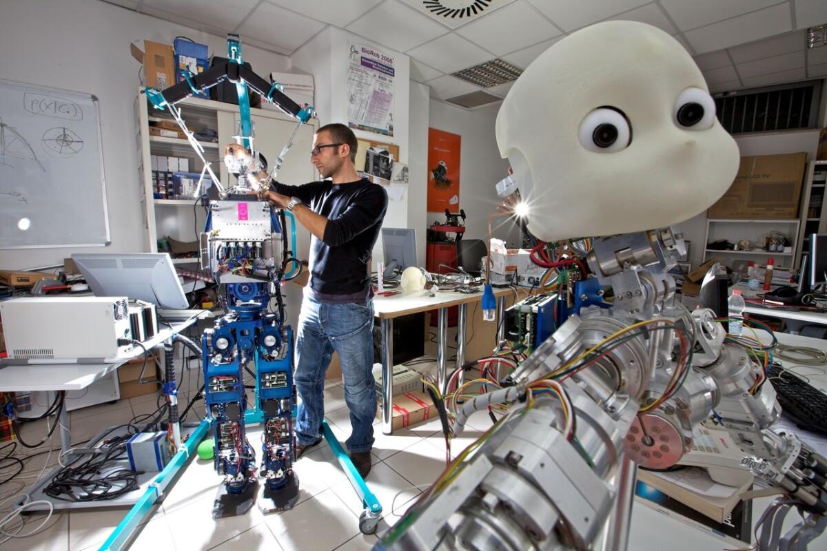 Pisa: il primo Festival Internazionale della Robotica - Robot nei laboratori del Sant'Anna
Corriere della Sera