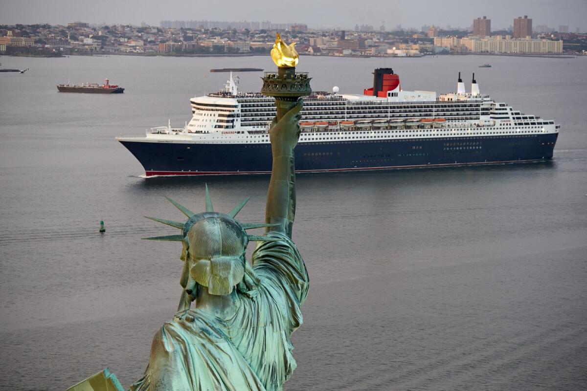 The Bridge: Queen Mary 2 batte i catamarani - thebridge2017.com