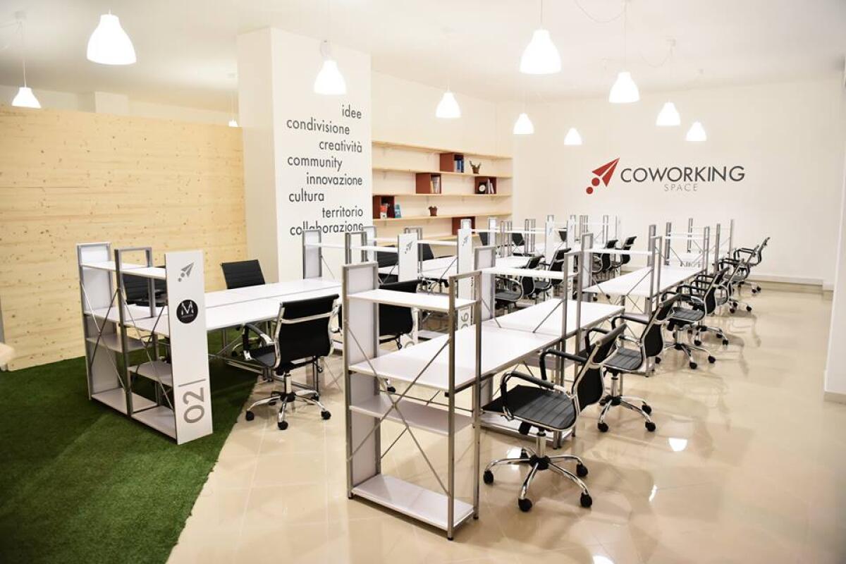 Close-up Engineering presenta SmartLab Coworking - SmartLab Coworking di Manfredonia