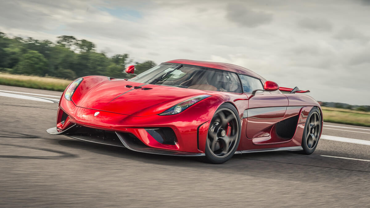 Qual è l'auto più veloce al mondo? Ve lo diciamo noi di Close-up Engineering - 