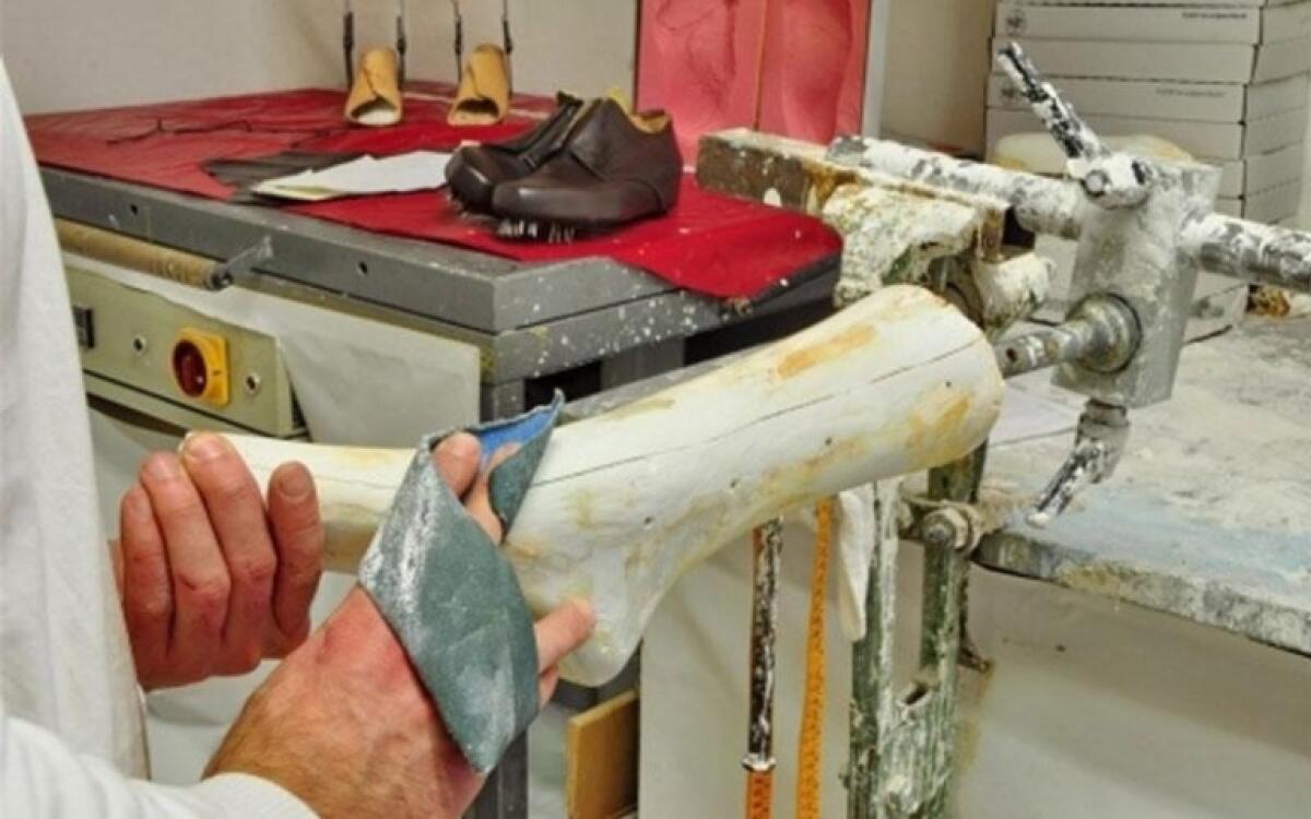 Sistema tradizionale e modulare: realizzazione delle protesi inferiori - Realizzazione di protesi
http://www.protesitutorigiansanti.com