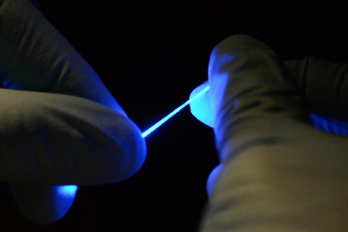 Dal MIT nano-fibre elastiche per gli impianti neurali - Nano-fibra realizzata al MIT
http://news.mit.edu