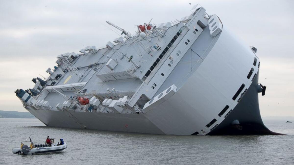 Incidenti in mare: pratiche non sicure portano la Höegh Osaka ad arenarsi - PH: abcnews
