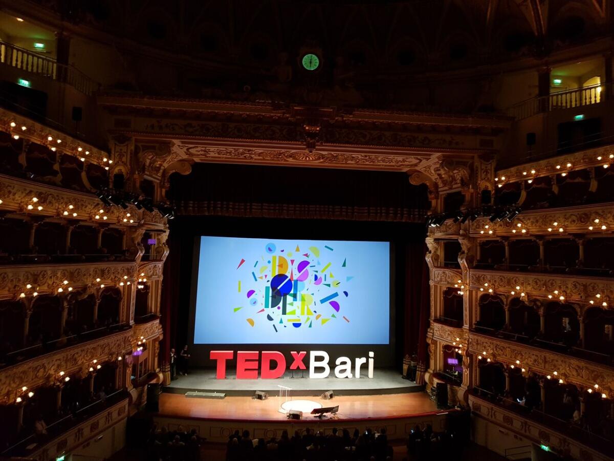 TEDxBari, lo spettacolo del "disordine" - TEDxBari - Teatro Petruzzelli, credits: Elio Palumbieri