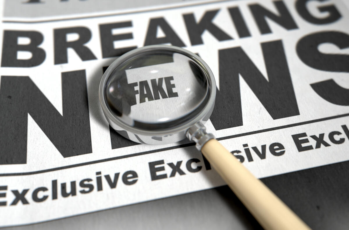 Fake news: notizie false per guadagni veri - Credits to LegalZoom