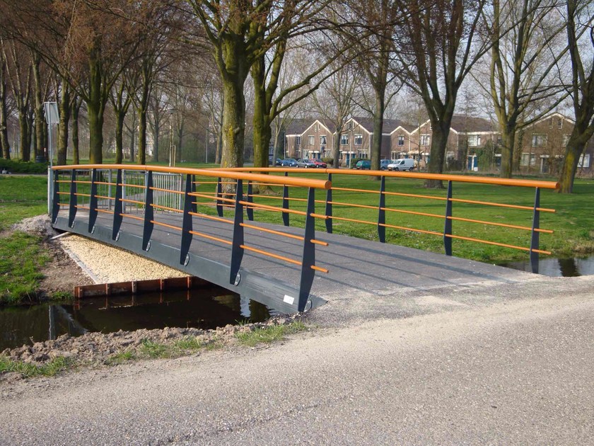 Ponti in composito - FRP Composite Bridges