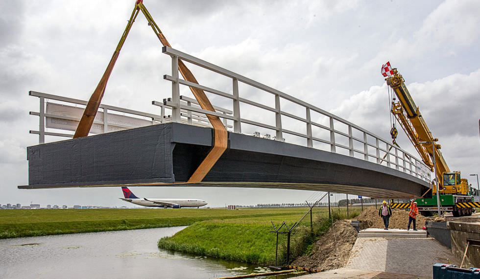 Ponti in composito - FRP Composite Bridges