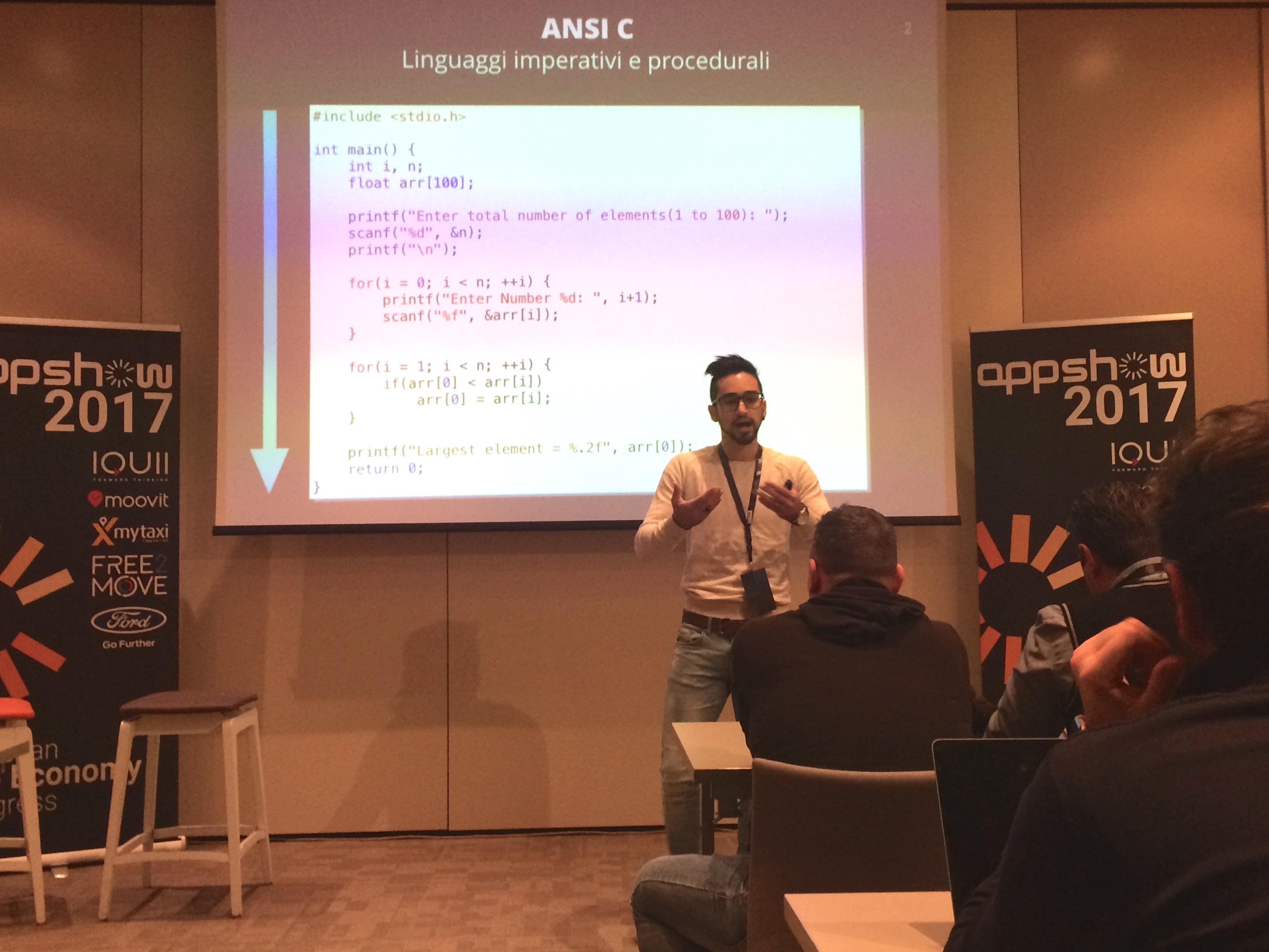 Intervento di Giuseppe Sapienza, co-founder di xCoding. Credits: Close-up Engineering