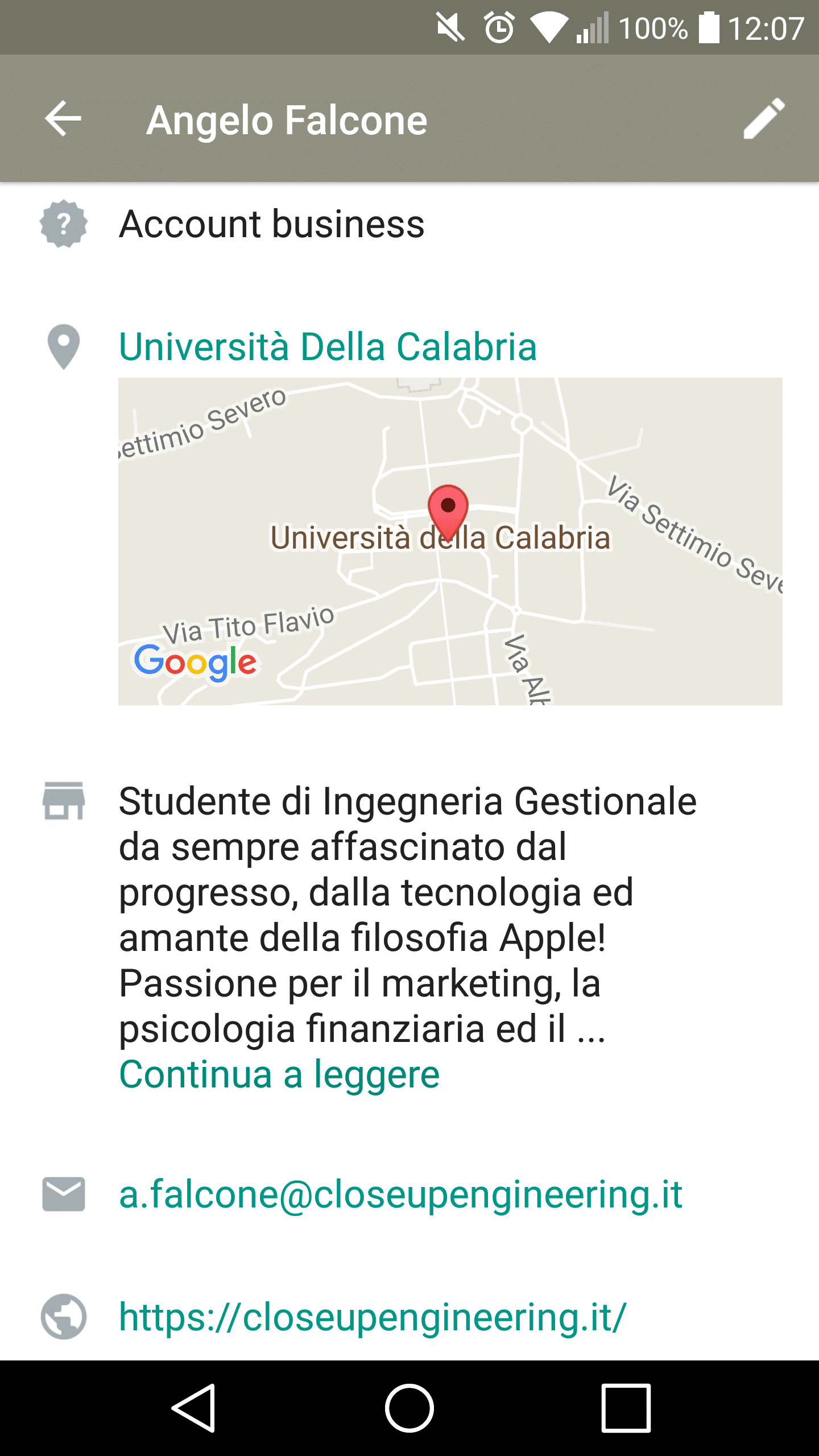 Esempio di profilo aziendale creato tramite WhatsApp Business. Credits: Angelo Falcone - Close-up Engineering