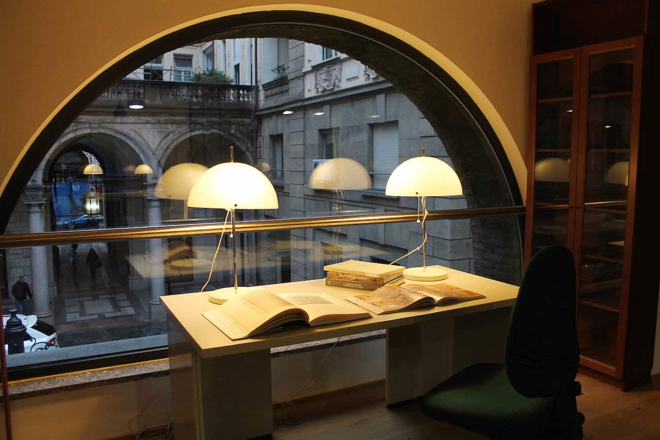 La Biblioteca "Silvio Curto" costituisce un supporto all’attività di ricerca scientifica del Museo Egizio ma la consultazione è aperta a tutti. Non è previsto alcun tipo di prestito esterno dei volumi, consultabili unicamente in loco. Fatte salve le leggi