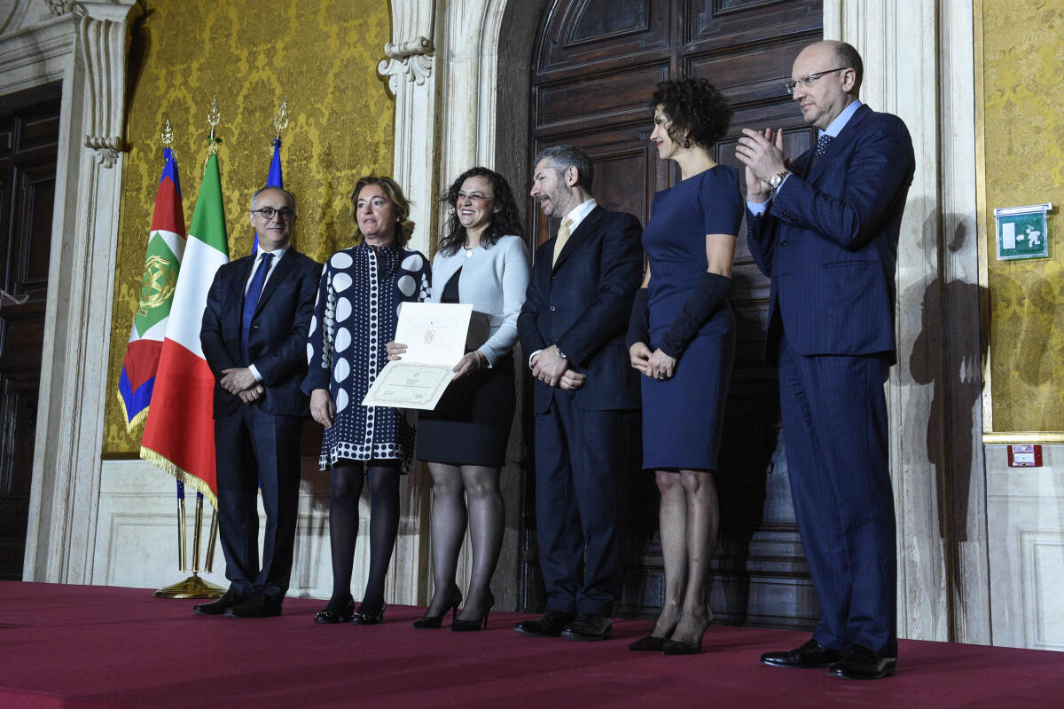 Elena Lilli vince il premio Leonardo 2017 grazie alle e-bike! - Un momento della premiazione