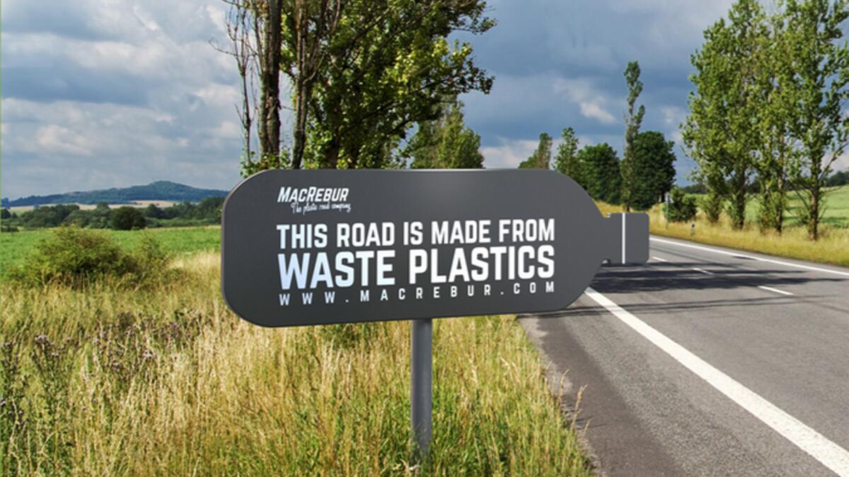 A Londra una strada asfaltata con la plastica riciclata - 