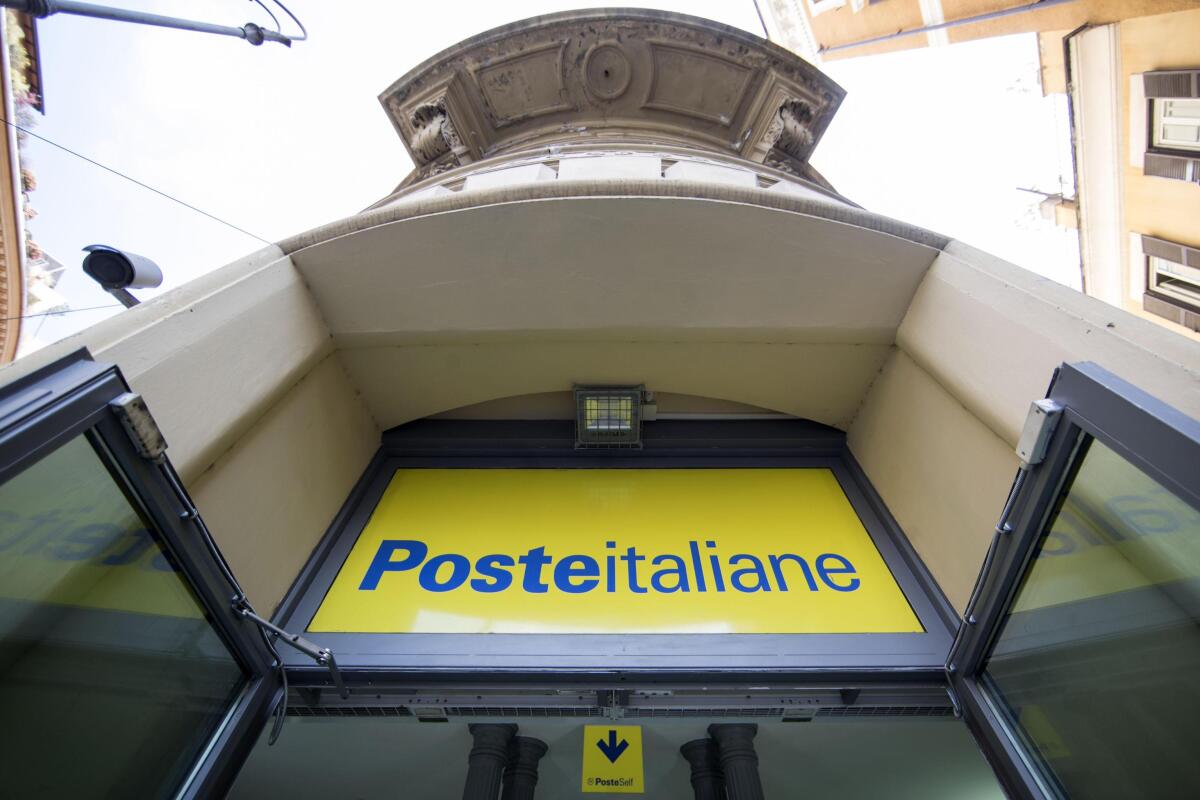La rivoluzione di Poste Italiane con il piano Deliver 2022 - panorama.it