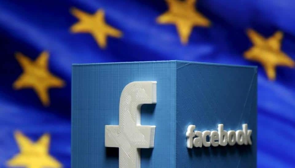 Logo Facebook e bandiera UE per rappresentare l'adozione del GDPR sul social network. Fonte: Hindustan Times