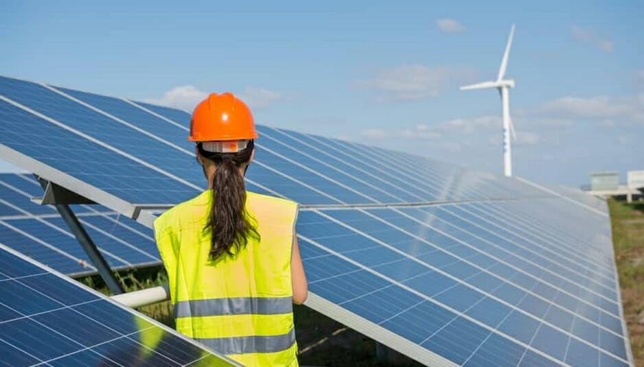 Donne, Futuro, Clean energy, Lavoro, Pari opportunità, Transizione energetica, ENEA, IEA, Close-up Engineering