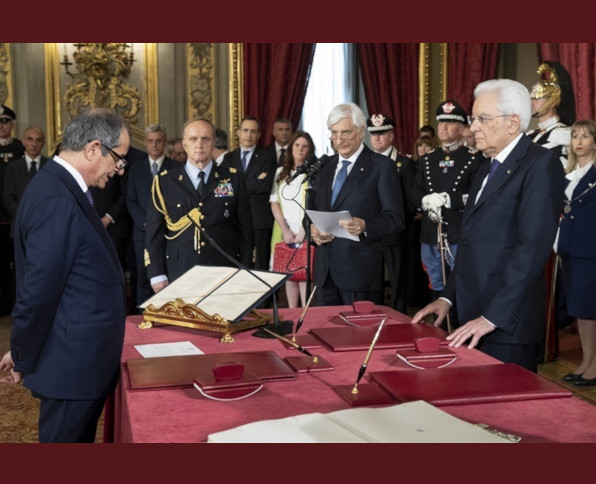 Il giuramento del nuovo ministro dell'Economia, prof. Giovanni Tria