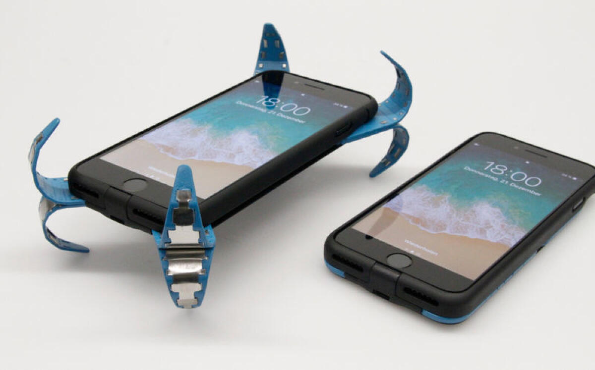 AD Case: l'airbag per smartphone inventato da uno studente - Fonte: PREVIEW online