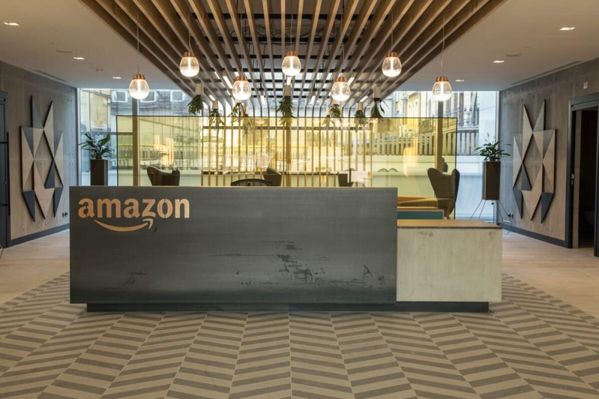 Amazon Italia assume 1700 nuovi lavoratori - Interno della nuova sede Amazon di Milano. Fonte: MilanoToday