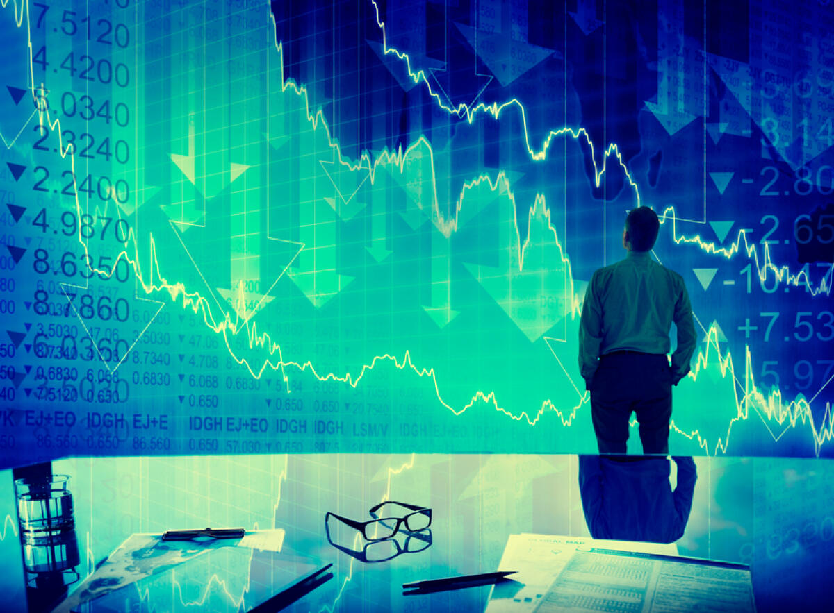Crisi finanziaria: la Copula infernale - Businessman Stock Market Crisis Crash Finance Concept